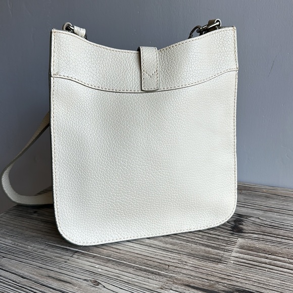 Dooney & Bourke shoulder bag great condition - Picture 6 of 14